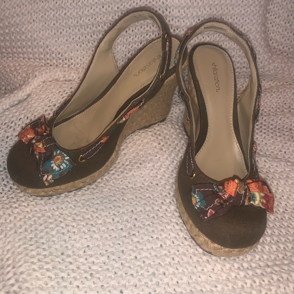 Xhilaration brown wedge sling back heels. Size 6 1/2. Excellent condition. - Picture 1 of 6
